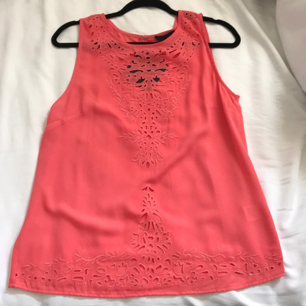 Cutout Tank
